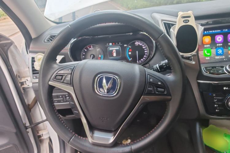 Used CHANGAN CS75 2017 Shangkui Edition 1.5T Automatic Fengxiang Model Steering Wheel