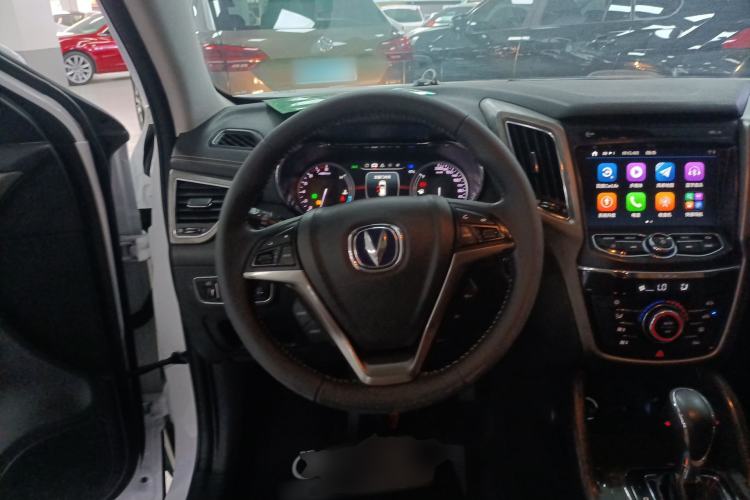 Used CHANGAN CS75 2017 Shangkui Edition 1.8T Automatic All-Wheel-Drive Elite Model Steering Wheel