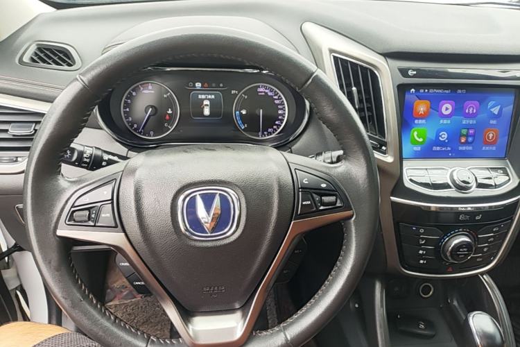 Used CHANGAN CS75 2017 Shangkui Edition 1.5T Automatic Fengxiang Model Steering Wheel