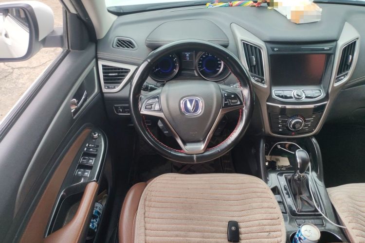 Used CHANGAN CS75 2017 Shangkui Edition 1.8T Automatic All-Wheel-Drive Luxury Model Steering Wheel