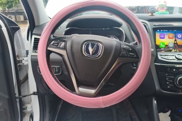 Used CHANGAN CS75 2017 Shangkui Edition 1.5T Automatic Fengxiang Model Steering Wheel
