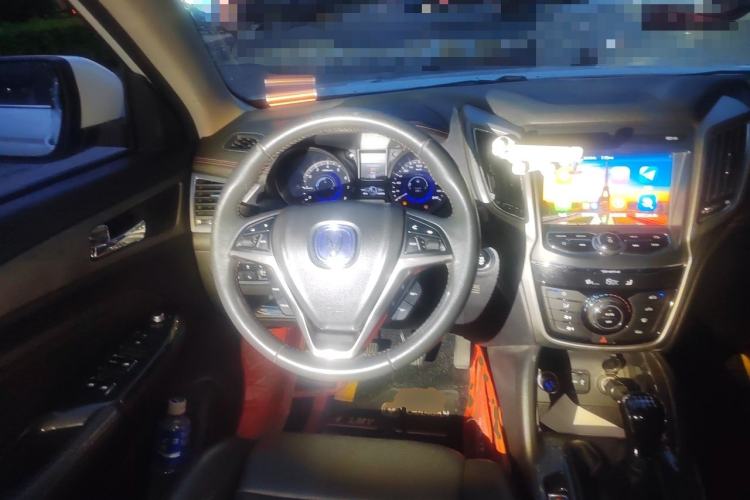Used CHANGAN CS75 2017 Shangkui Edition 1.5T Manual Fengxiang Model Steering Wheel