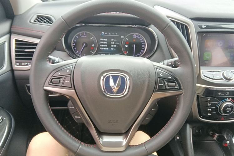 Used CHANGAN CS75 2017 Shangkui Edition 1.5T Automatic Fengxiang Model Steering Wheel