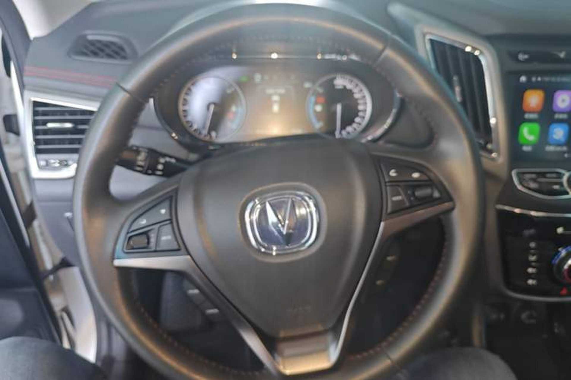 Used CHANGAN CS75 2017 Shangkui Edition 1.5T Automatic Fengxiang Model Steering Wheel