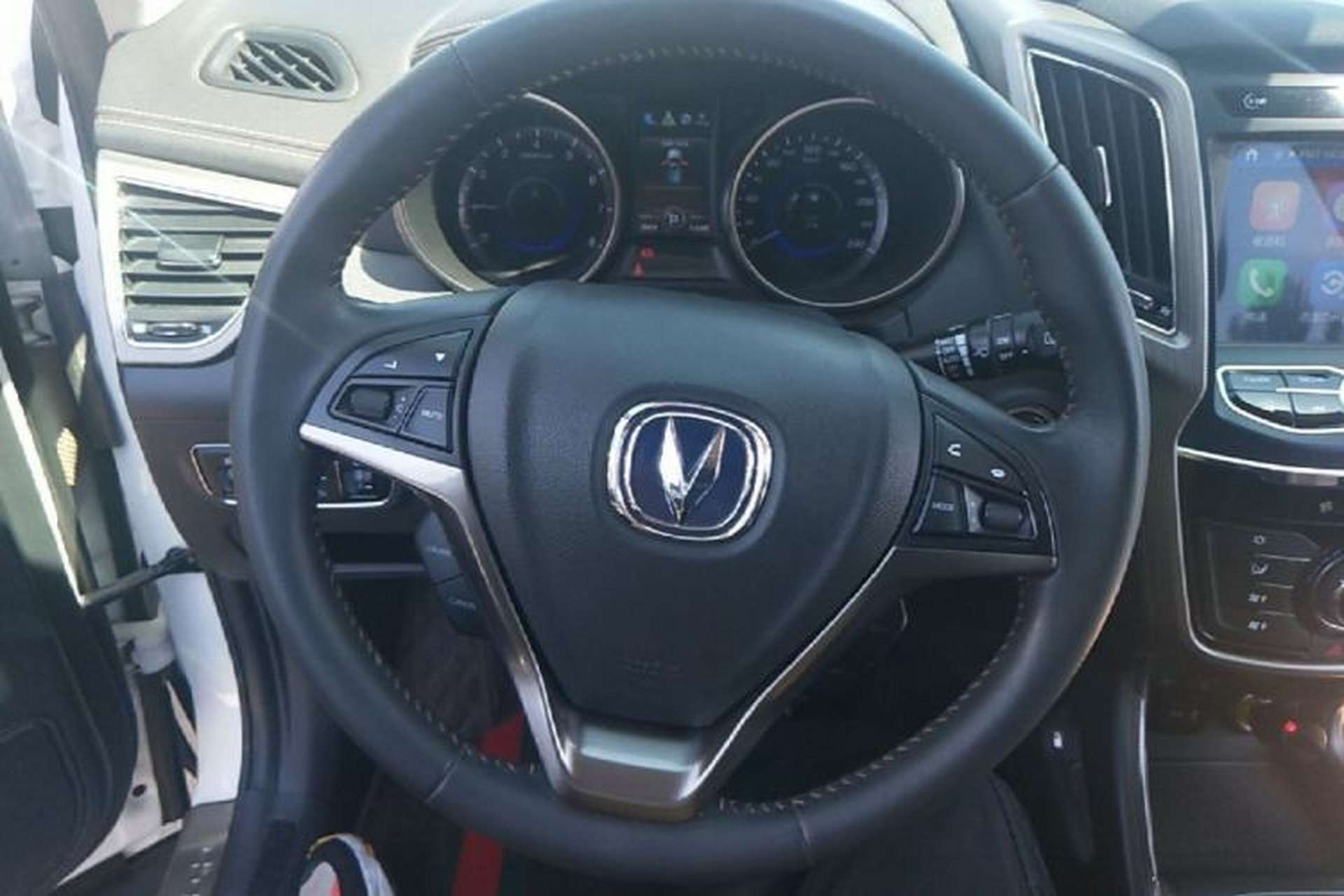 Used CHANGAN CS75 2017 Shangkui Edition 1.5T Automatic Fengyue Model Steering Wheel