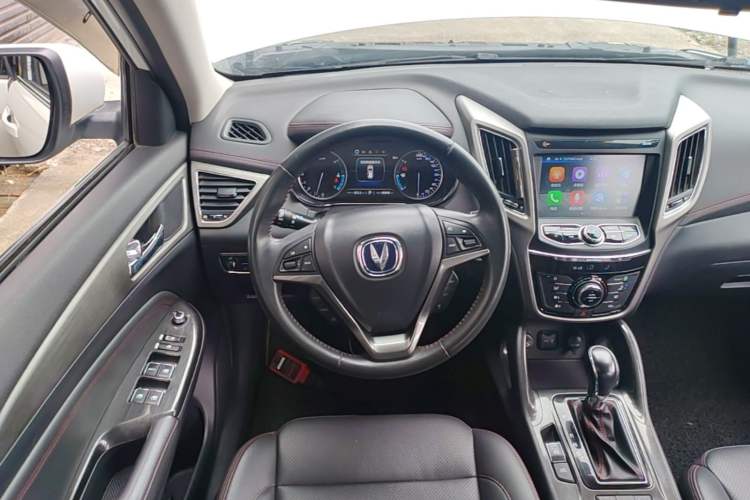 Used CHANGAN CS75 2017 Shangkui Edition 1.5T Automatic Fengyu Model Steering Wheel