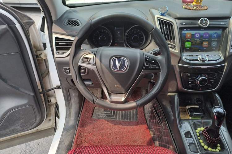 Used CHANGAN CS75 2017 Shangkui Edition 1.5T Manual Enjoyment Model Steering Wheel