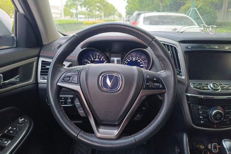 Used CHANGAN CS75 2017 Shangkui Edition 1.5T Automatic Fengyue Model Steering Wheel