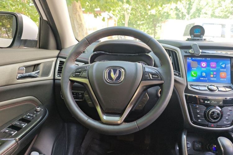 Used CHANGAN CS75 2017 Shangkui Edition 1.5T Automatic Fengyue Model Steering Wheel