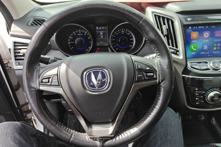Used CHANGAN CS75 2017 Shangku Edition 1.5T Manual ZhiXiang Model Steering Wheel