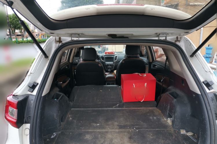 Used CHANGAN CS75 2017 Shangkui Edition 1.5T Automatic Fengxiang Model Trunk