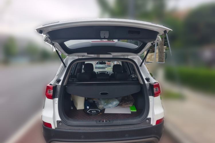 Used CHANGAN CS75 2017 Shangkui Edition 1.5T Automatic Fengxiang Model Trunk