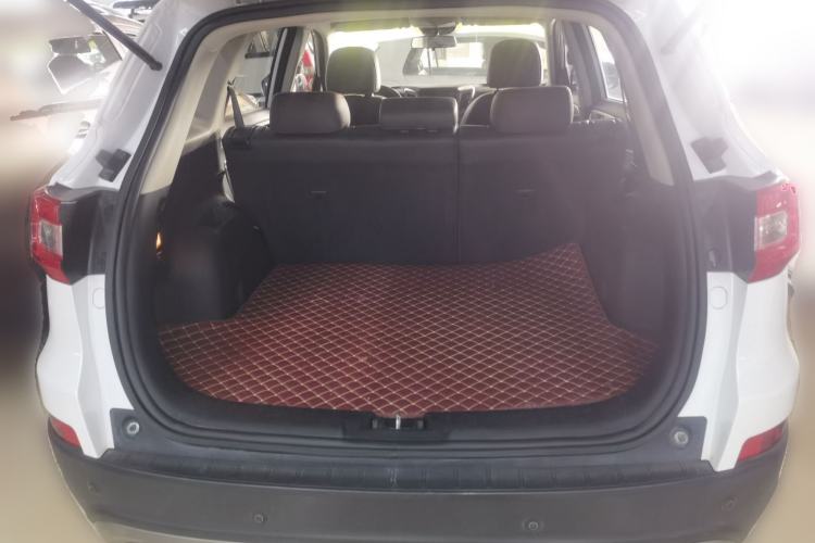 Used CHANGAN CS75 2017 Shangkui Edition 1.8T Automatic All-Wheel-Drive Elite Model Trunk
