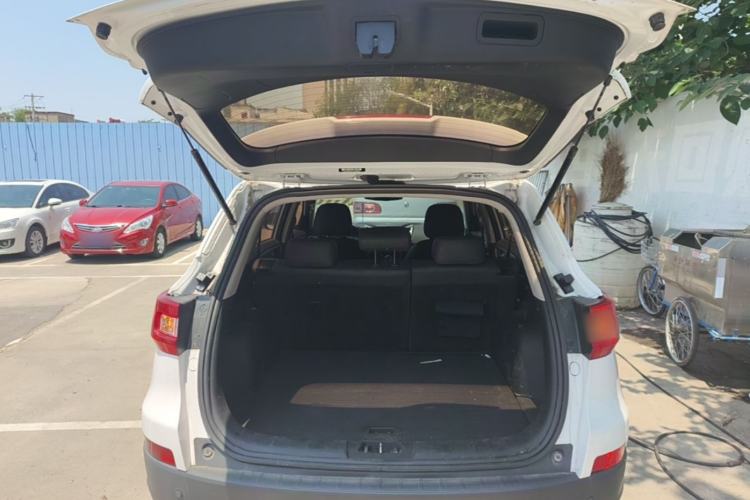 Used CHANGAN CS75 2017 Shangkui Edition 1.5T Automatic Fengyue Model Trunk