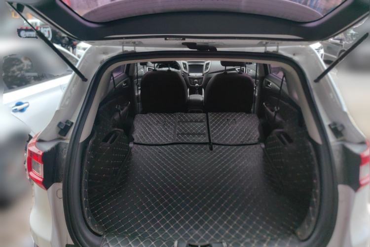 Used CHANGAN CS75 2017 Shangku Edition 1.5T Manual ZhiXiang Model Trunk
