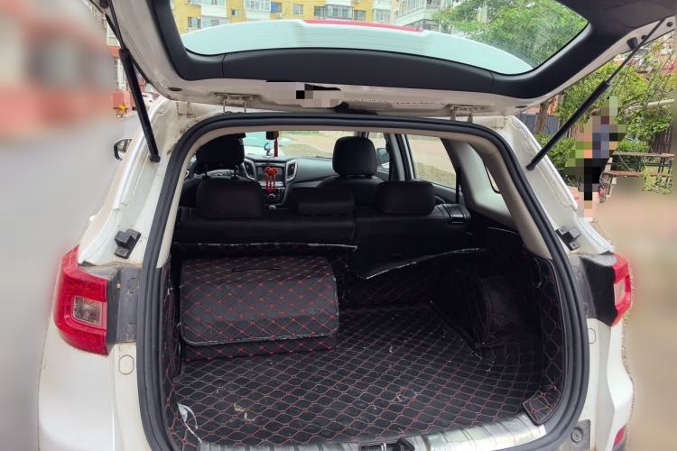 Used CHANGAN CS75 2017 Shangkui Edition 1.5T Automatic Fengyue Model Trunk