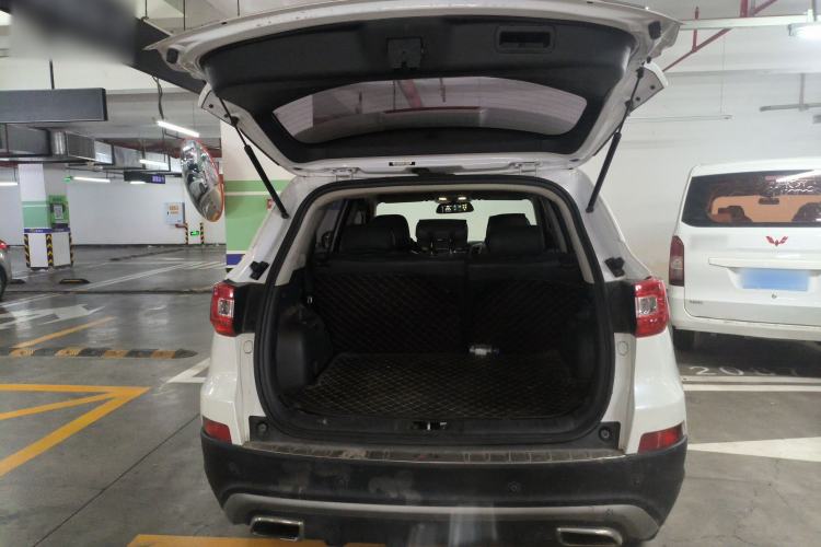 Used CHANGAN CS75 2017 Shangku Edition 1.5T Manual ZhiXiang Model Trunk