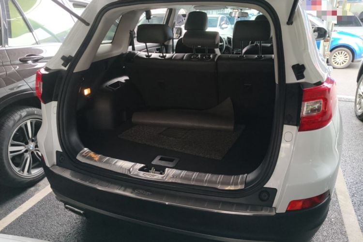 Used CHANGAN CS75 2017 Shangkui Edition 1.5T Automatic Fengxiang Model Trunk