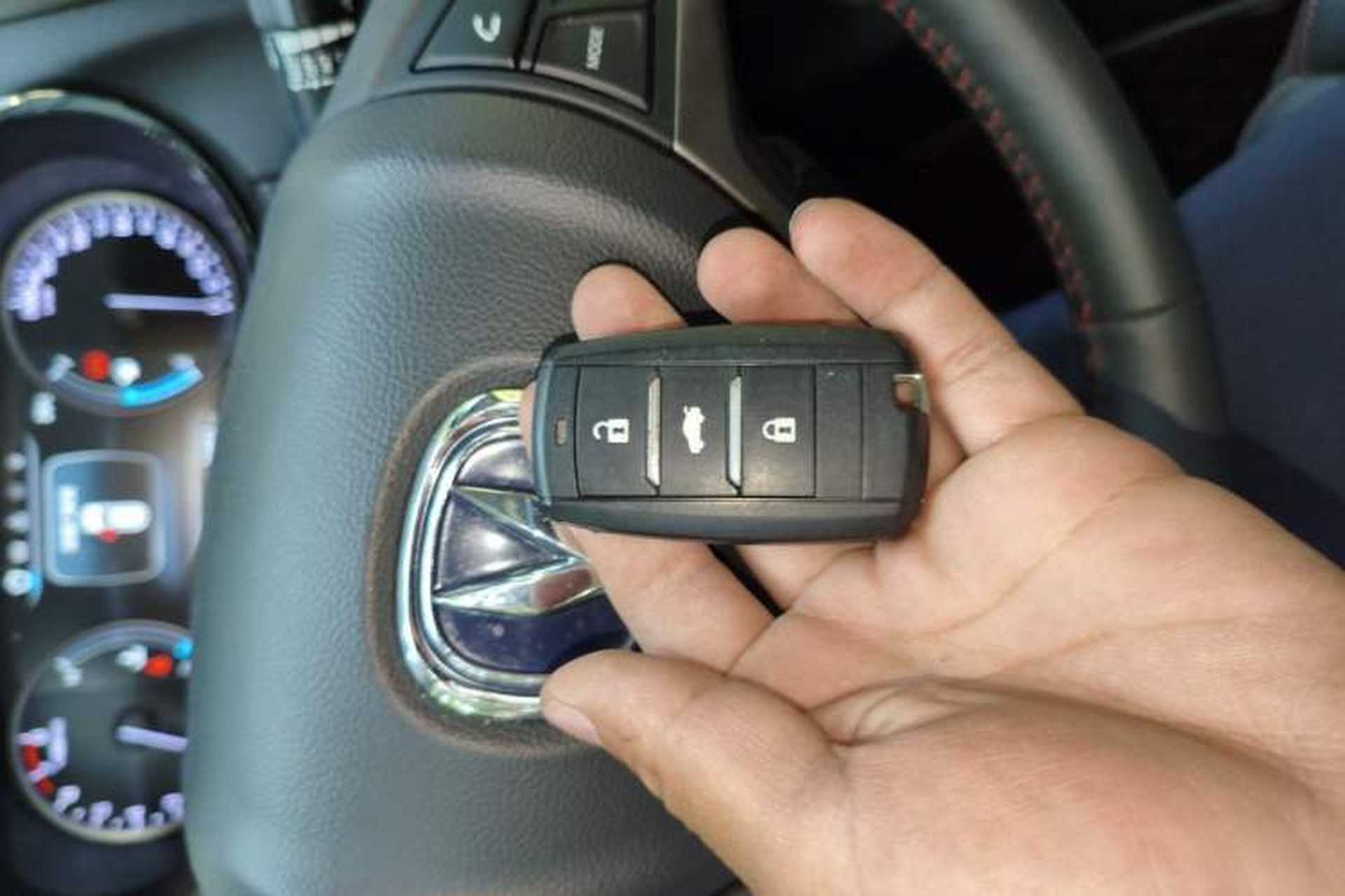 Used CHANGAN CS75 2017 Shangkui Edition 1.5T Automatic Fengxiang Model Vehicle Key