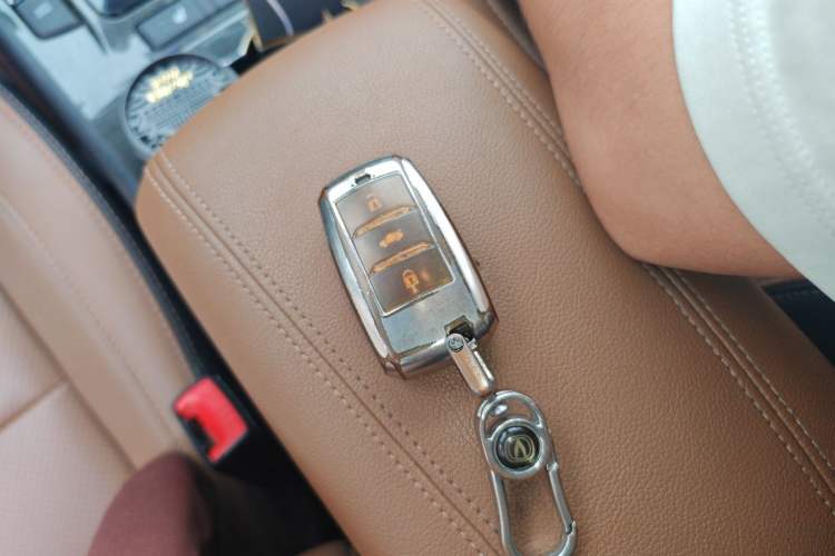 Used CHANGAN CS75 2017 Shangkui Edition 1.5T Automatic Sharp Model Vehicle Key
