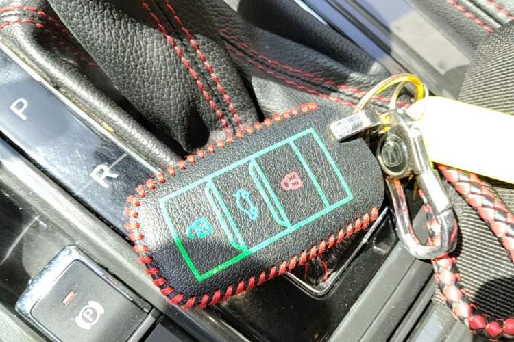 Used CHANGAN CS75 2017 Shangkui Edition 1.5T Automatic Fengyue Model Vehicle Key