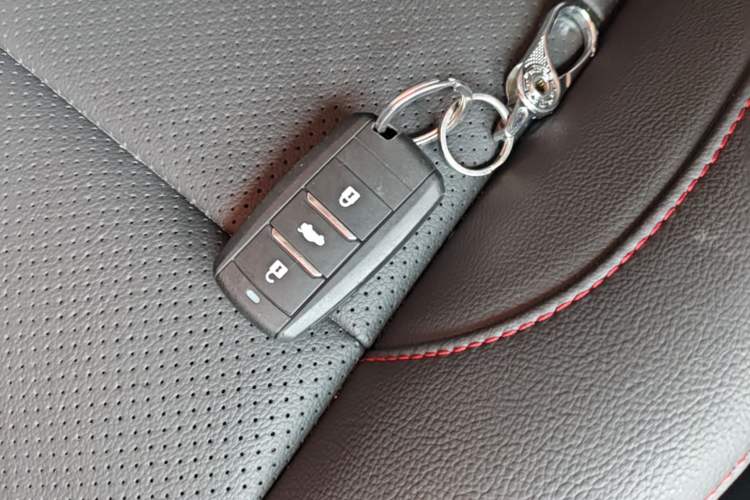 Used CHANGAN CS75 2017 Shangkui Edition 1.5T Automatic Fengyue Model Vehicle Key