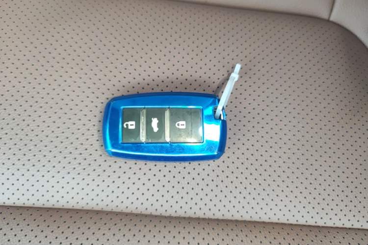 Used CHANGAN CS75 2017 Shangkui Edition 1.5T Manual Fengxiang Model Vehicle Key