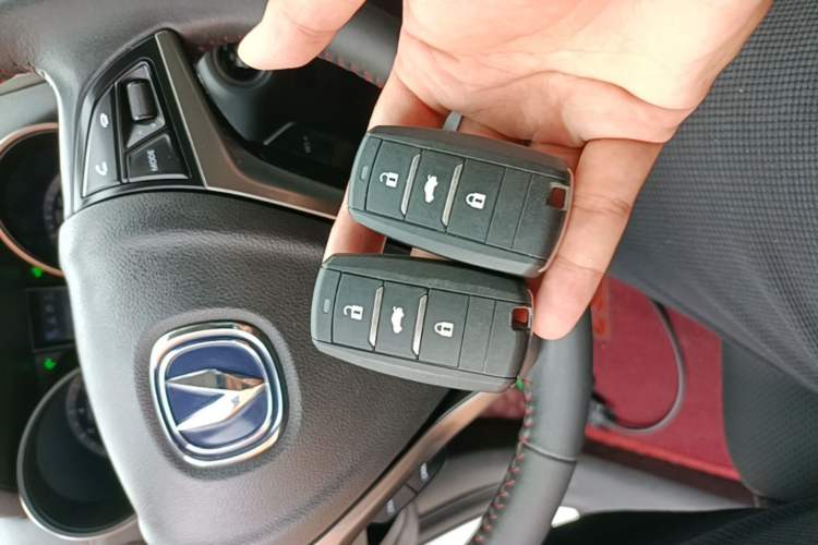 Used CHANGAN CS75 2017 Shangku Edition 1.5T Manual ZhiXiang Model Vehicle Key