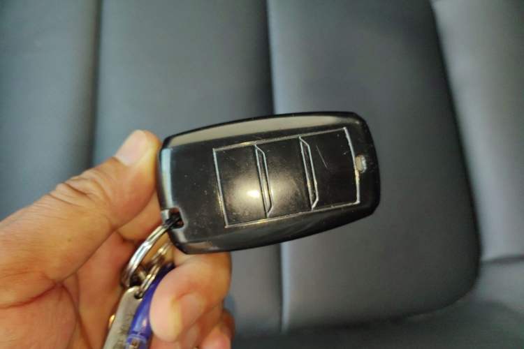 Used CHANGAN CS75 2017 Shangkui Edition 1.5T Manual Fengxiang Model Vehicle Key