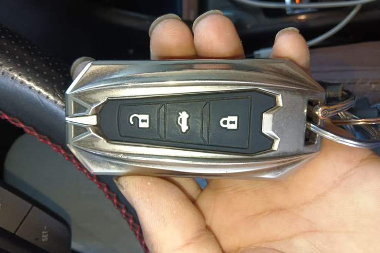 Used CHANGAN CS75 2017 Shangku Edition 1.5T Manual ZhiXiang Model Vehicle Key