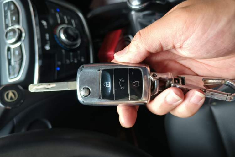 Used CHANGAN CS75 2017 Shangkui Edition 1.5T Manual Enjoyment Model Vehicle Key