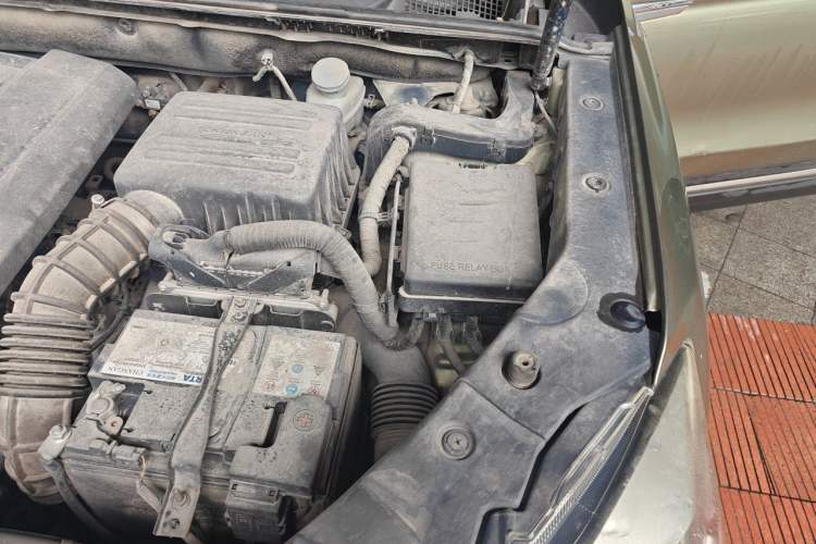 Used CHANGAN CS75 2017 Shangkui Edition 1.5T Manual Fengxiang Model Engine Bay Left
