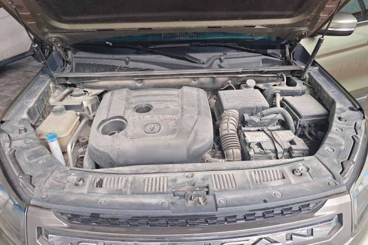 Used CHANGAN CS75 2017 Shangkui Edition 1.5T Manual Fengxiang Model Engine Bay
