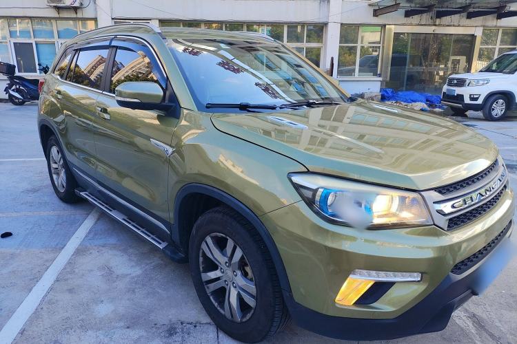 Used CHANGAN CS75 2017 Shangkui Edition 1.5T Manual Fengxiang Model Exterior 2