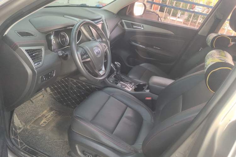 Used CHANGAN CS75 2017 Shangkui Edition 1.5T Automatic Sharp Model Interior 1