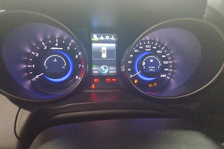 Used CHANGAN CS75 2017 Shangkui Edition 1.5T Manual Fengxiang Model Odometer Close Up