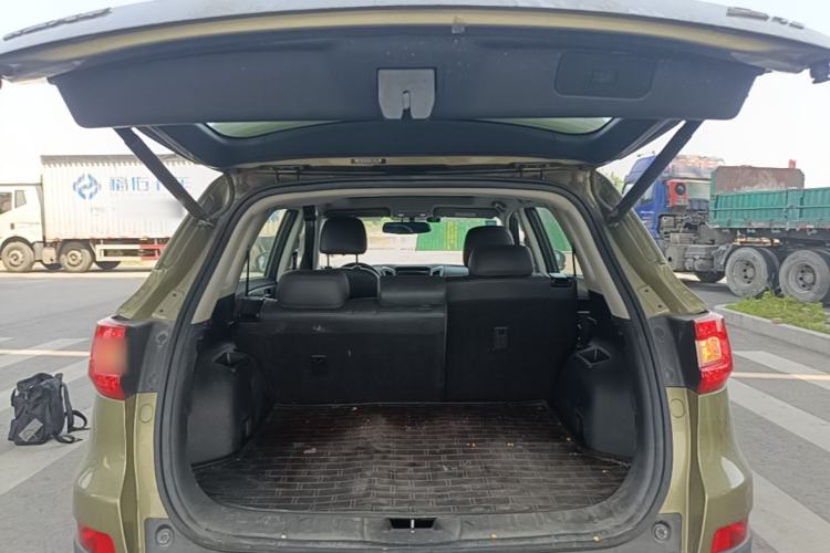 Used CHANGAN CS75 2017 Shangkui Edition 1.5T Automatic Fengxiang Model Trunk