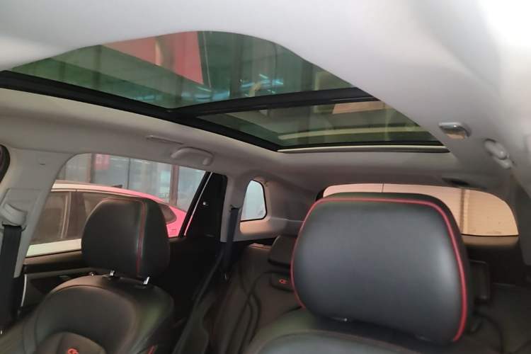 Used CHANGAN CS75 2018 280T Automatic Smart Edition China V-standard Headliner