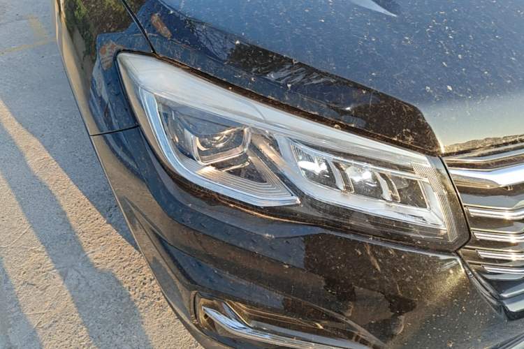 Used CHANGAN CS75 2018 280T Automatic Yazi Model China V Standard Right Front Headlight