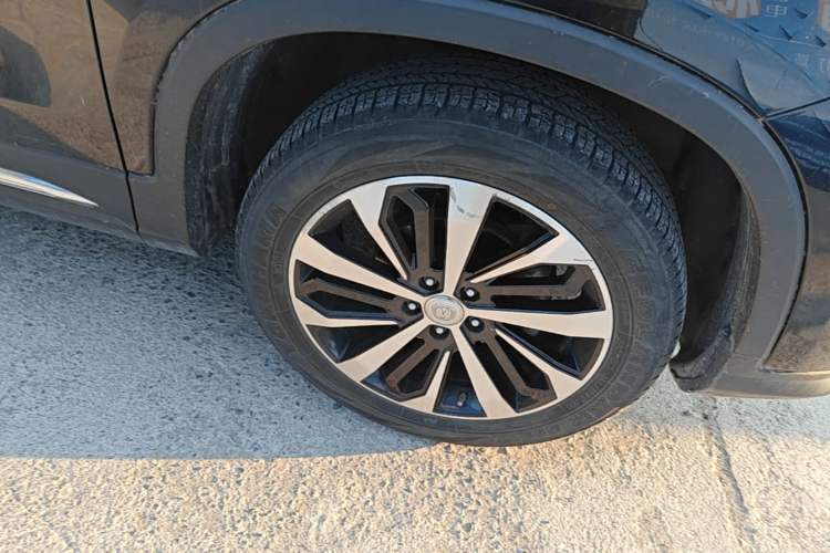 Used CHANGAN CS75 2018 280T Automatic Yazi Model China V Standard Right Front Wheel Hub