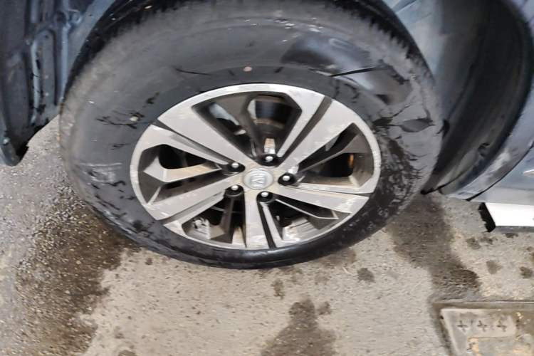 Used CHANGAN CS75 2018 280T Automatic Smart Edition China V Standard Right Rear Wheel Hub