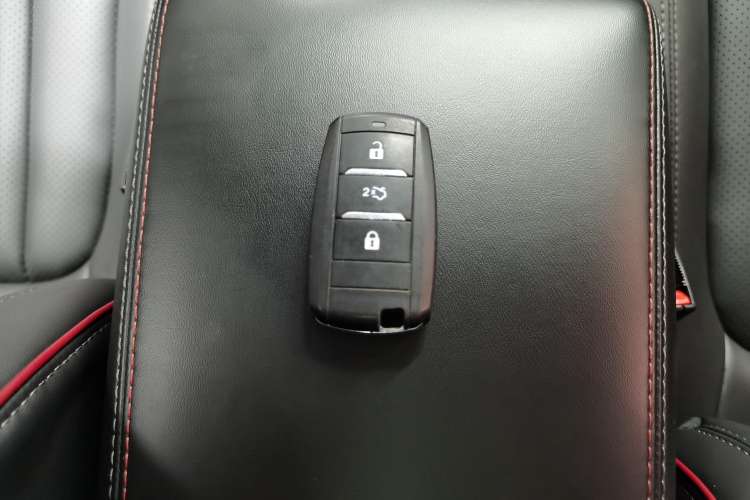 Used CHANGAN CS75 2018 280T Automatic Smart Edition China V-standard Vehicle Key