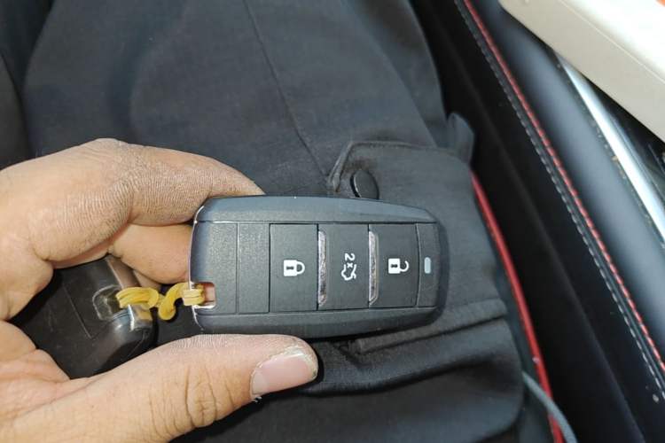 Used CHANGAN CS75 2018 280T Automatic Yazi Model China V Standard Vehicle Key
