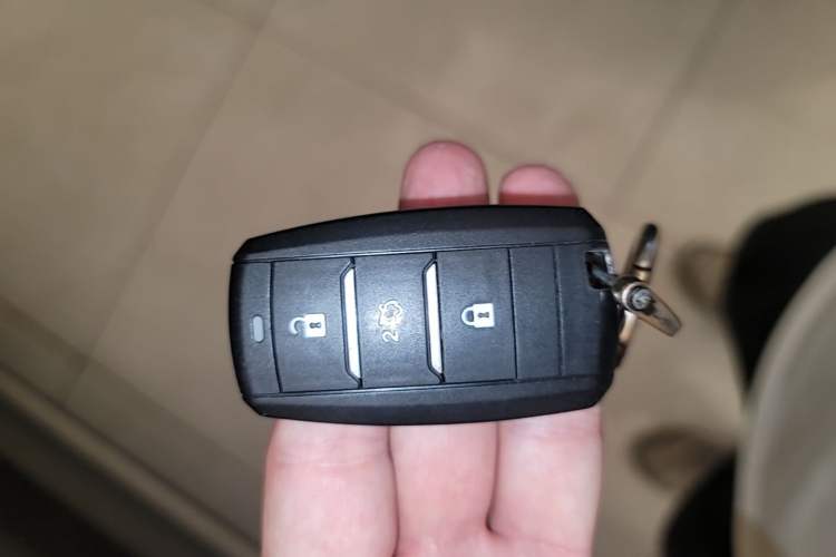 Used CHANGAN CS75 2018 280T Automatic Smart Edition China V-standard Vehicle Key