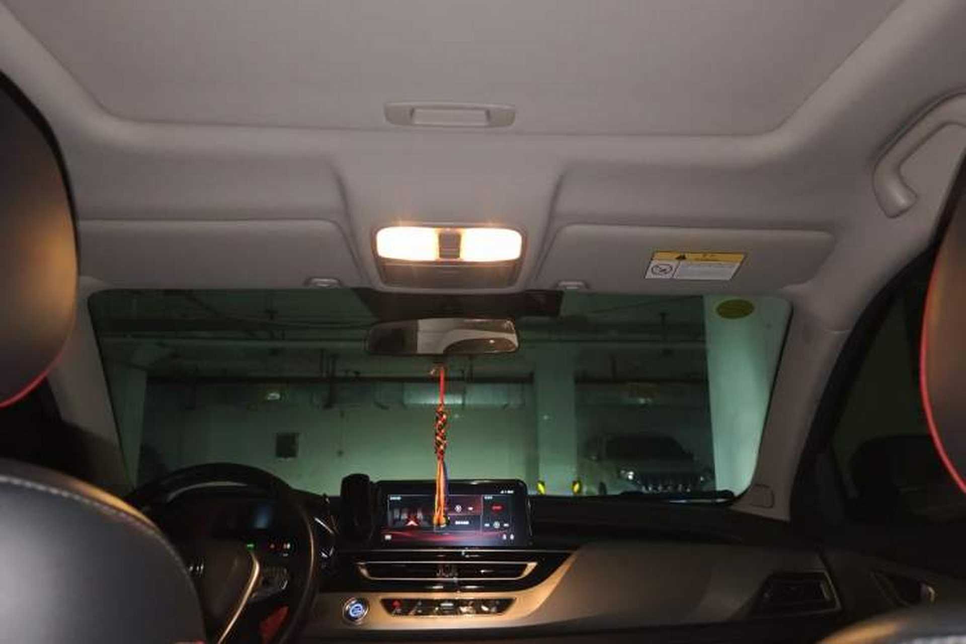 Used CHANGAN CS75 2018 280T Automatic Smart Edition China V Standard Headliner