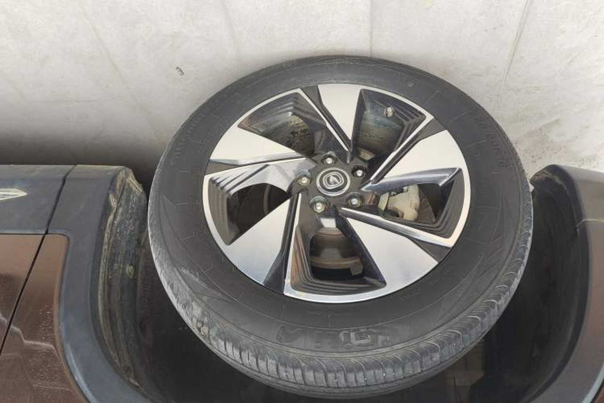 Used CHANGAN CS75 2018 280T Automatic Smart Edition China V-standard Left Front Wheel Hub