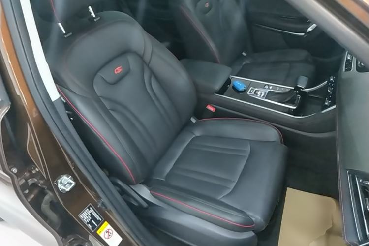 Used CHANGAN CS75 2018 280T Automatic Smart Edition China V-standard Right Front Seat