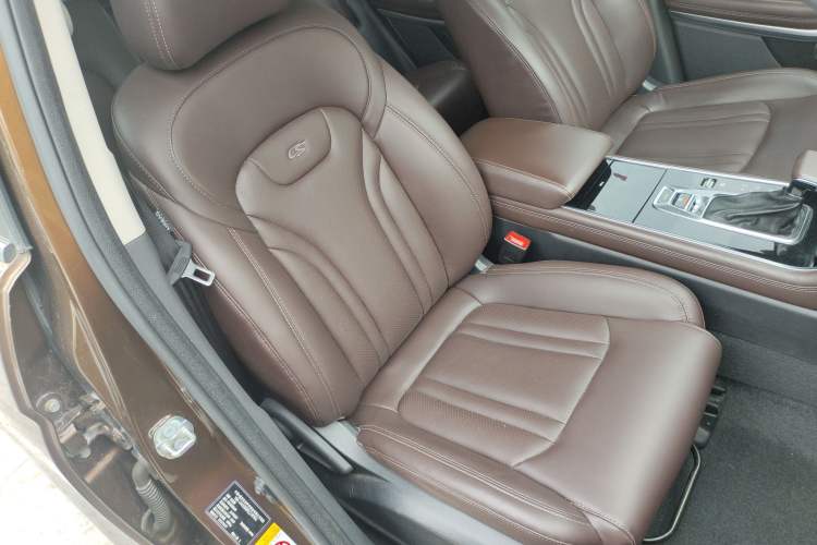 Used CHANGAN CS75 2018 280T Automatic Smart Edition China V-standard Right Front Seat