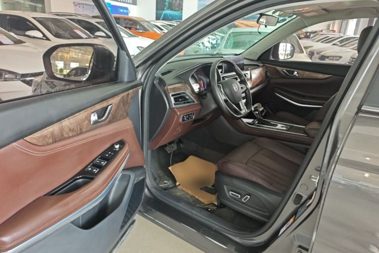 Used CHANGAN CS75 2018 280T Automatic Smart Edition China V-standard Driver Seat