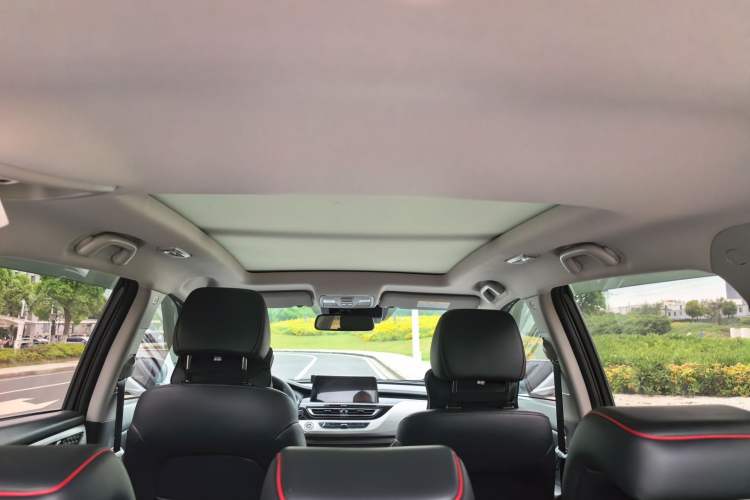 Used CHANGAN CS75 2018 280T Automatic Luxury Edition China V Standard Headliner